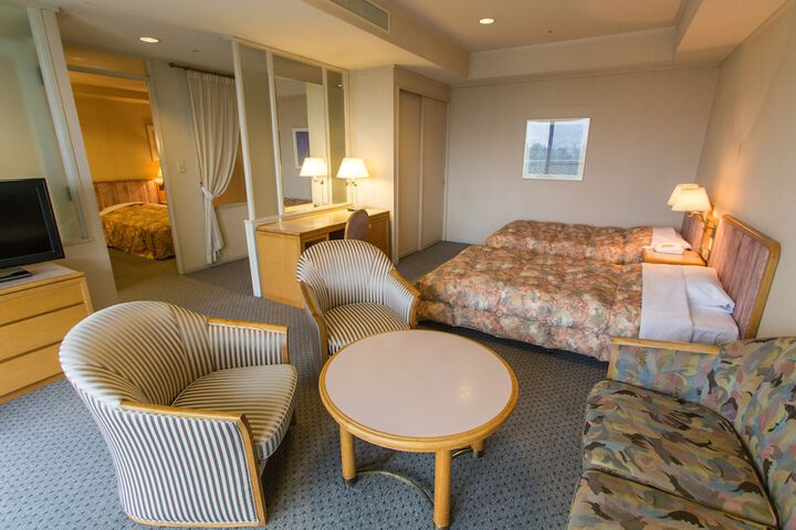 Room 8 of 54