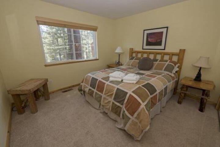 Tokochi Holiday Home in Lake Tahoe, CA