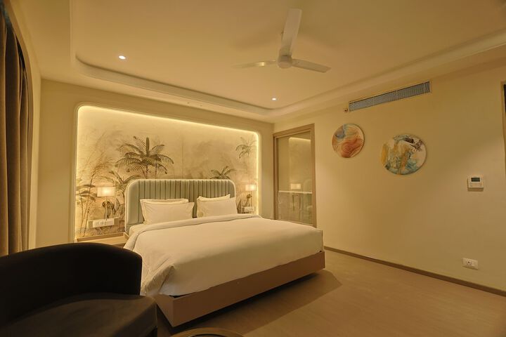 Room 10 of 64