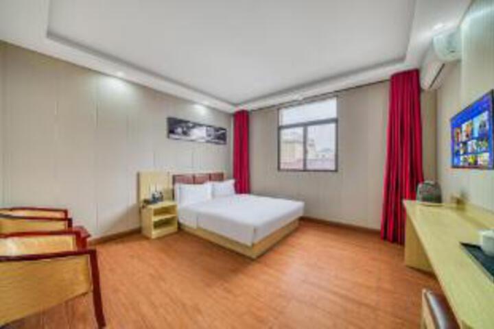 Room 12 of 12
