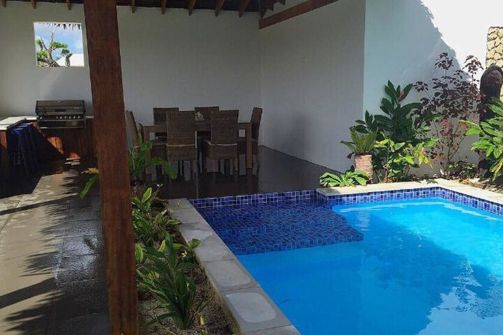 Pool 13 of 17