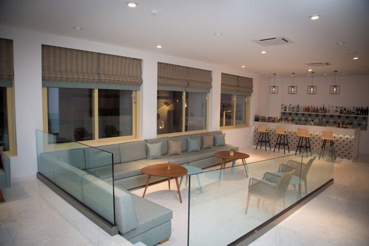 Hotel Interior 7 of 36