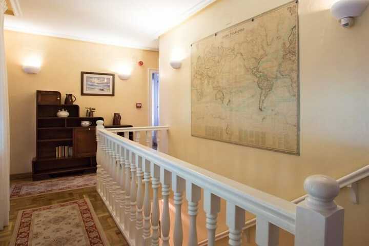 Hotel Interior 22 of 37