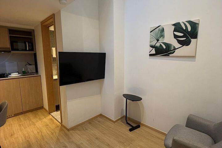 Room 38 of 51