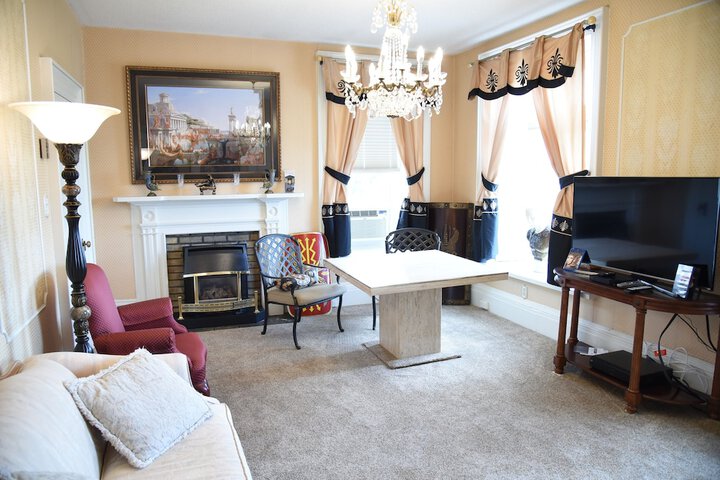 Suite 35a The V I P Guest Suite (50 of 52)