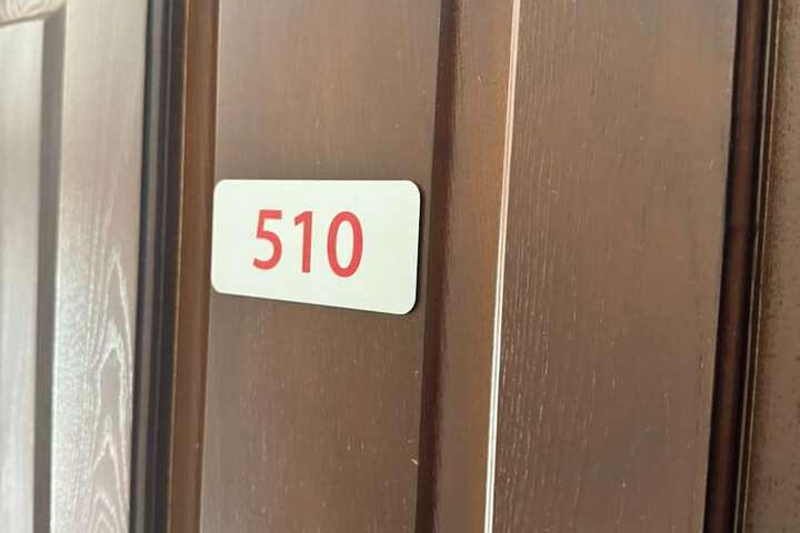 Room 37 of 85