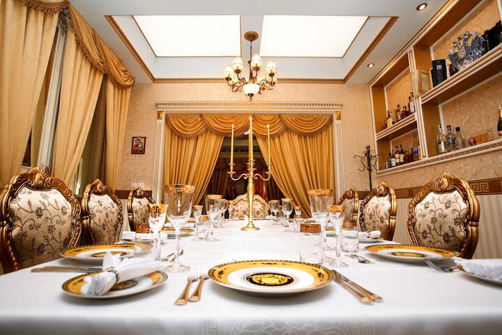 Dining 40 of 59