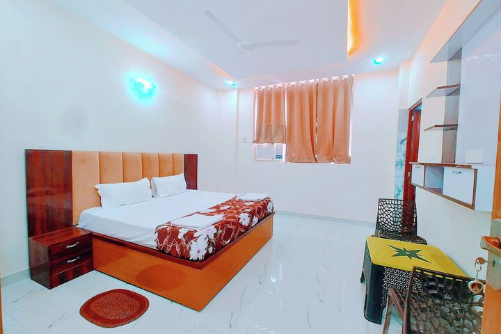 Room 15 of 41