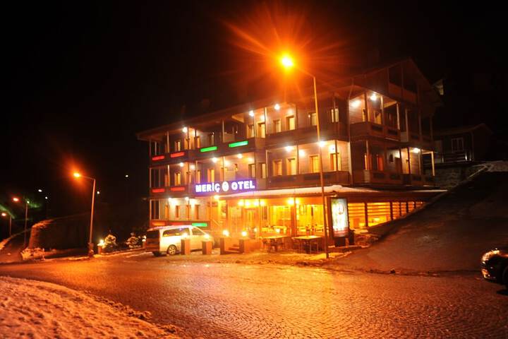 Hotel 37 of 38