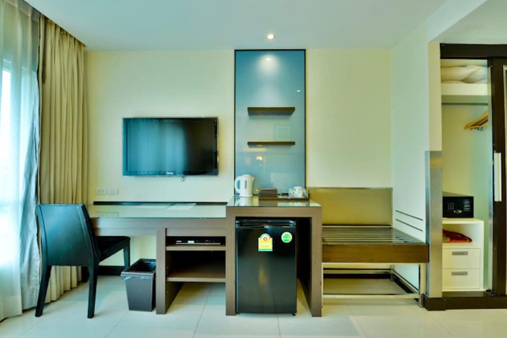 Room 20 of 39