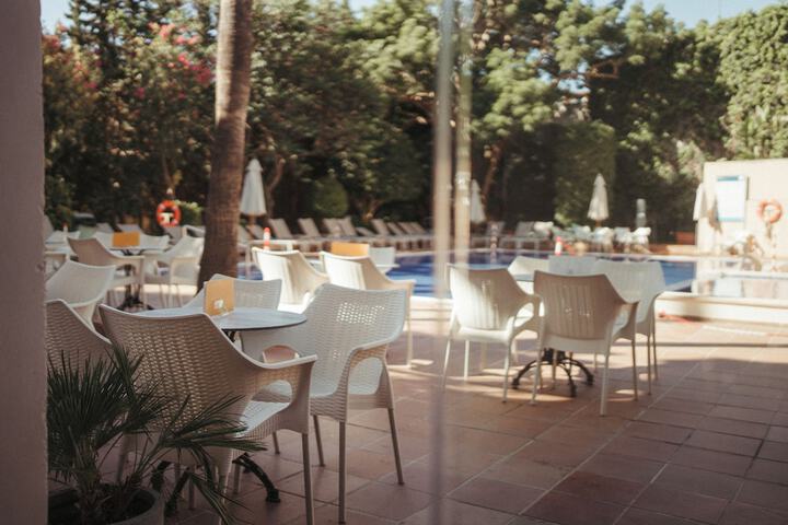 Pool 52 of 59