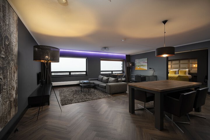 Room 5 of 56