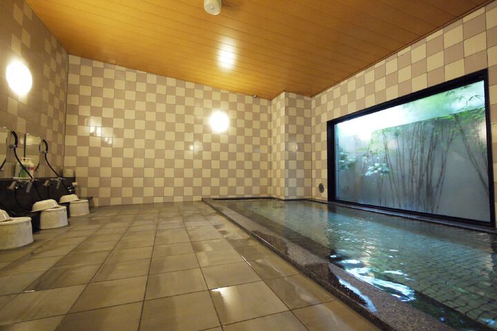 Room 15 of 26