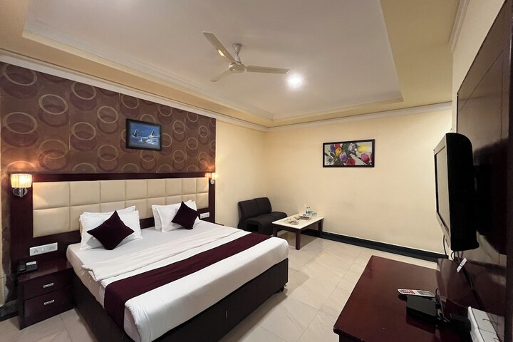 Room 29 of 135