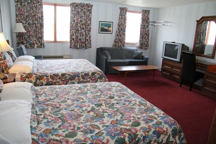 Room 7 of 19