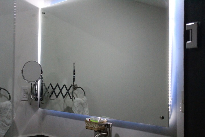 Room 52 of 78