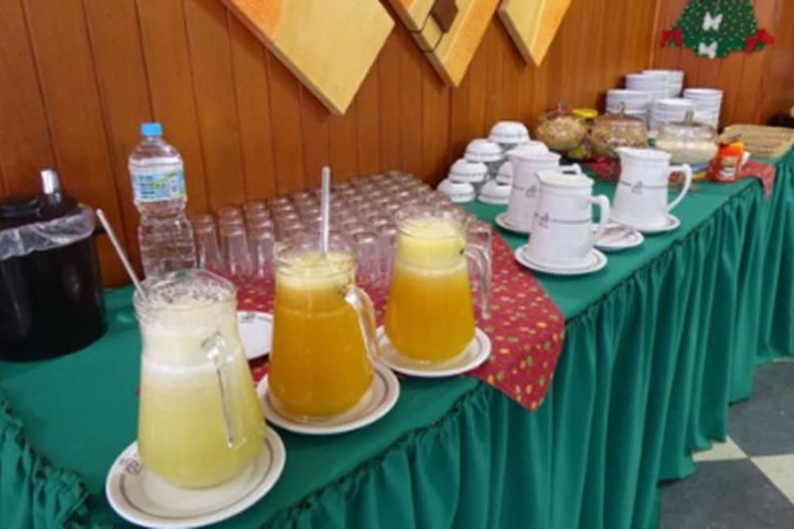 Breakfast area