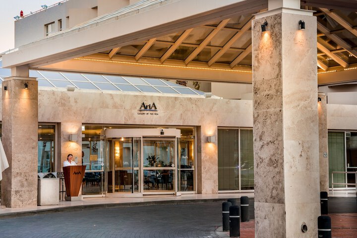 Hotel 75 of 82