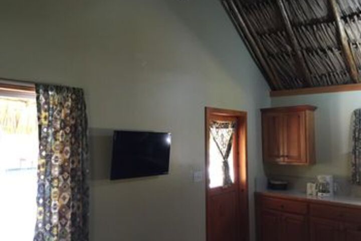 Room 6 of 19