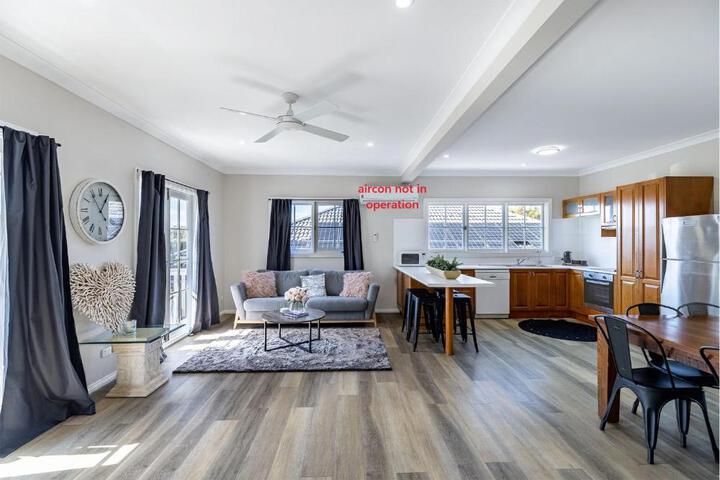 43 Squire Street Fingal Bay