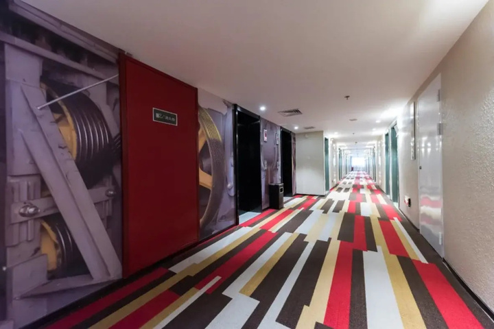 hotel_rooms