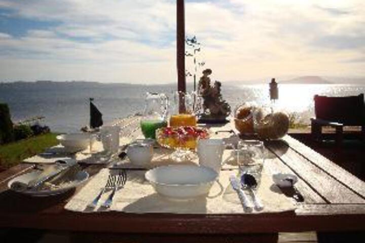 Dining 4 of 20