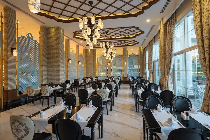Dining 161 of 226