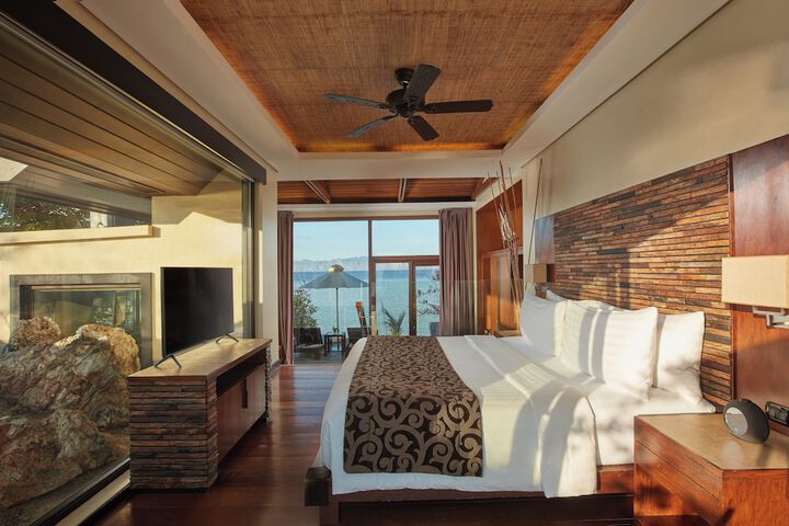 Room 21 of 100