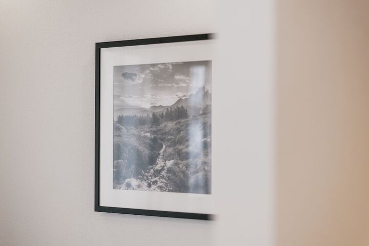 Room 37 of 200