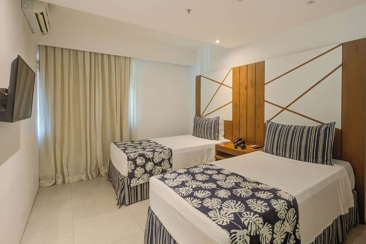 Room 40 of 80