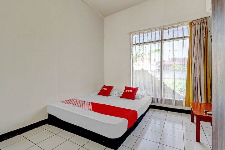 Room 6 of 17