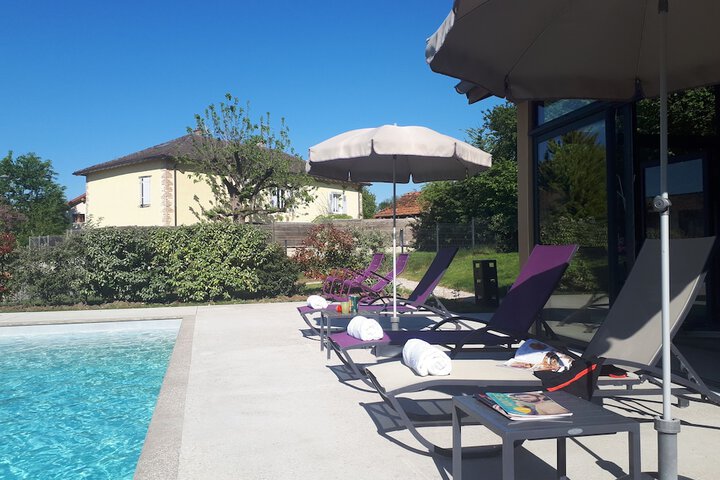Sundeck 44 of 47