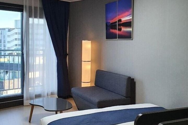 Room 15 of 78