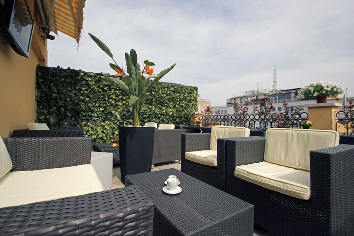 Terrace/Patio 58 of 60