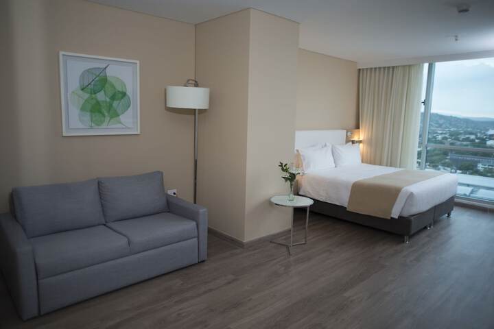 Room 20 of 103