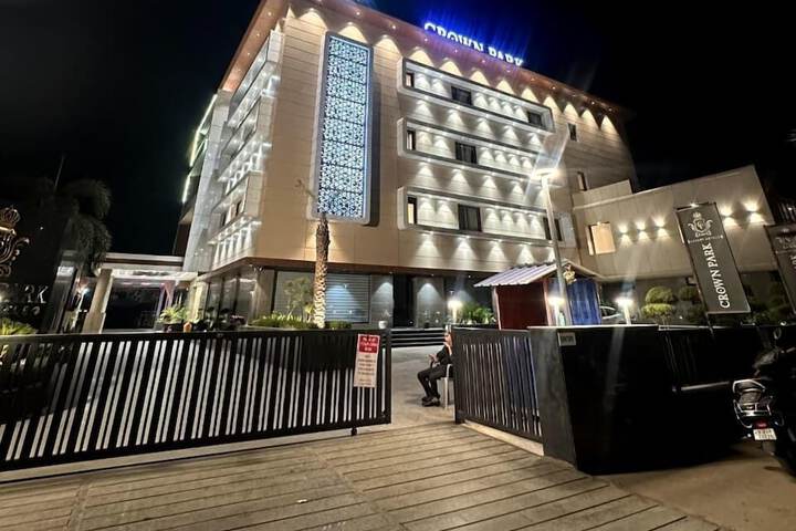 Image of CROWN PARK LUXURY HOTEL