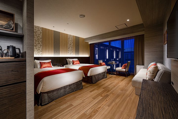 Room 15 of 61