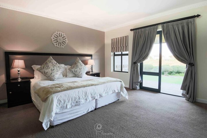 Room 15 of 68
