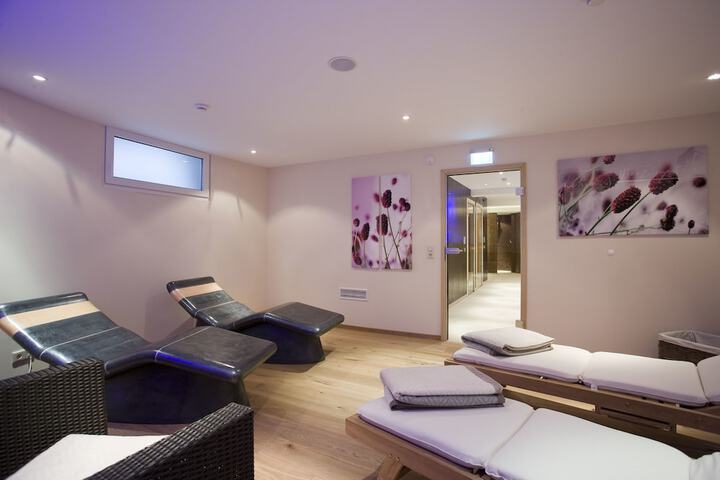 Spa 43 of 58