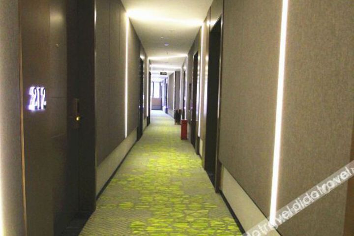 Hotel Interior 8 of 16