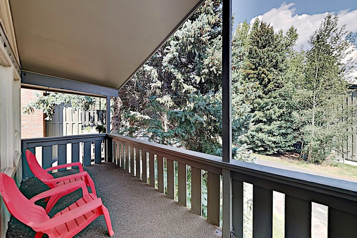 Terrace/Patio 6 of 13