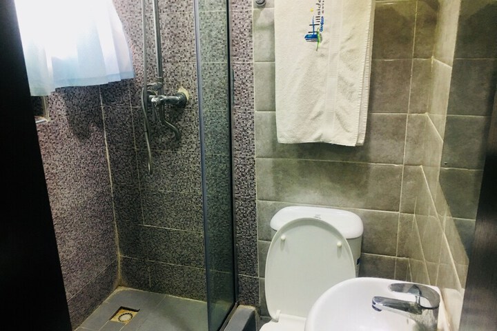 Room 29 of 34