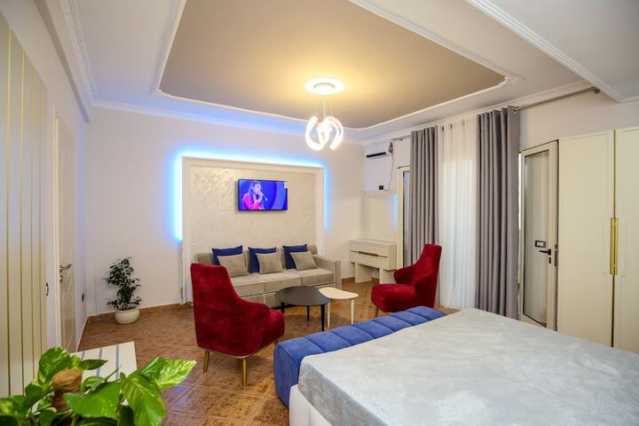 Room 4 of 51