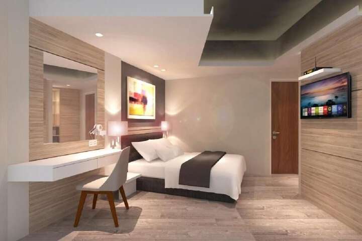Room 13 of 32