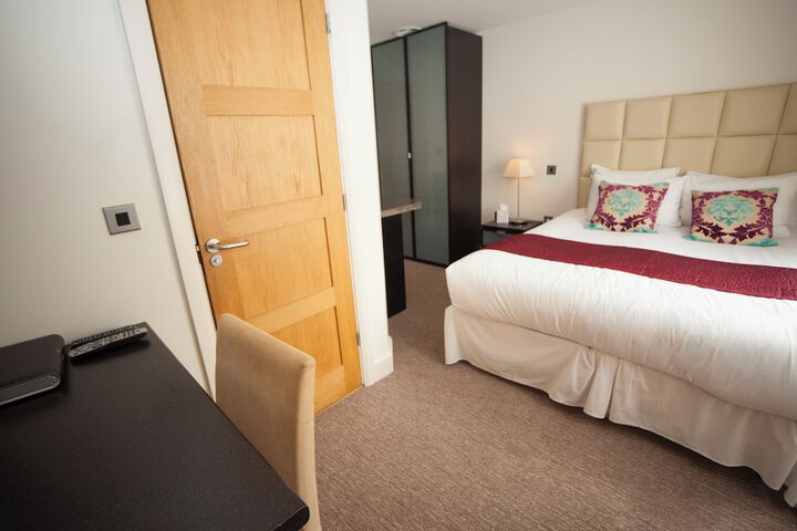 Room 43 of 114
