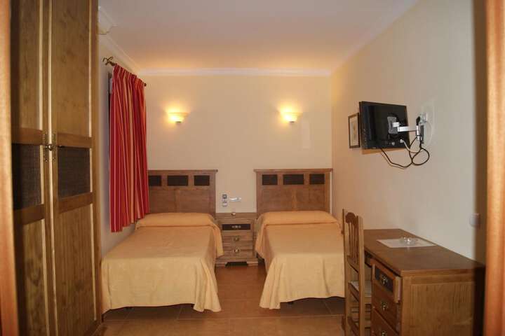 Room 14 of 29