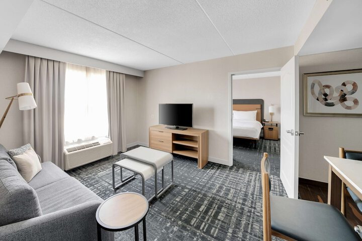 Room 22 of 46