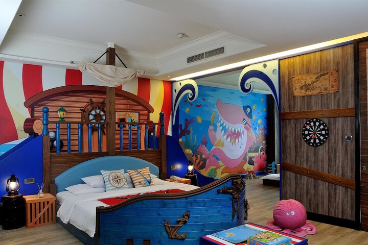 Room 21 of 68