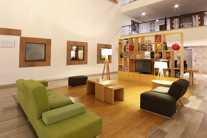 Hotel Interior 7 of 60