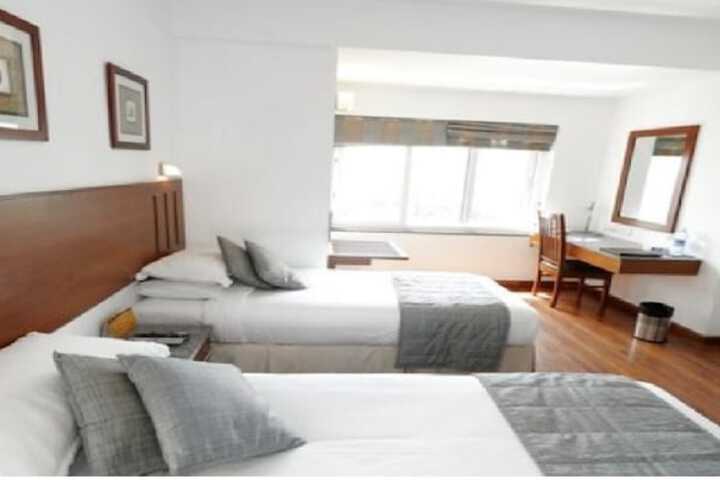 Room 4 of 29